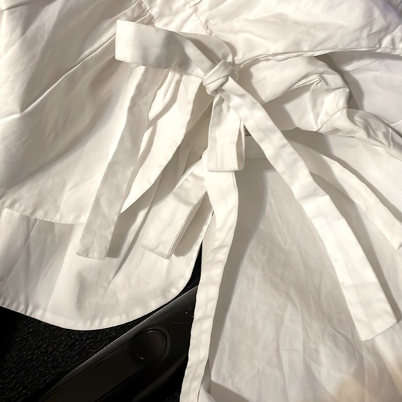 Frame Poplin Blouse - Picture 5 of 10